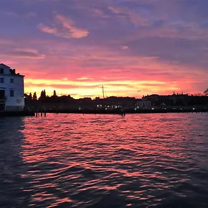 Harry's Canal View Italy